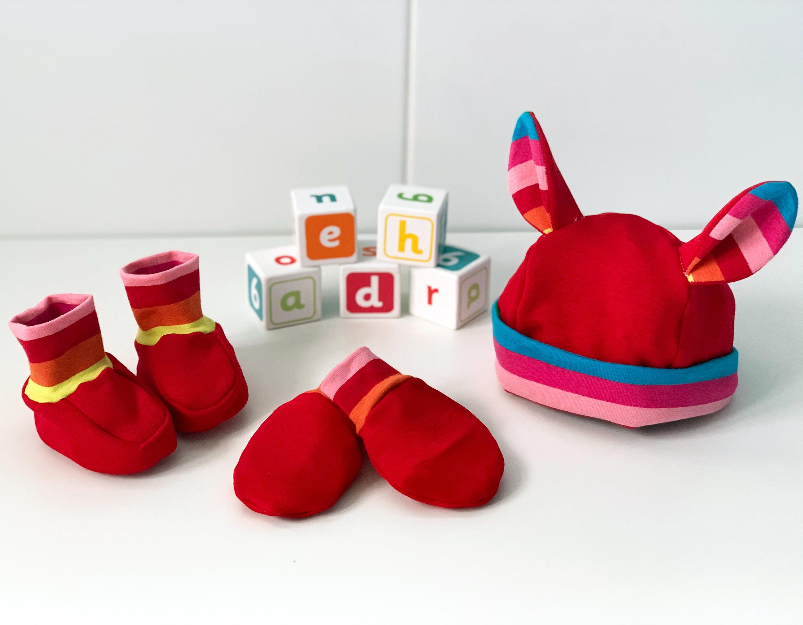Baby Hat, Mittens, & Booties Pattern (Tiny Set)